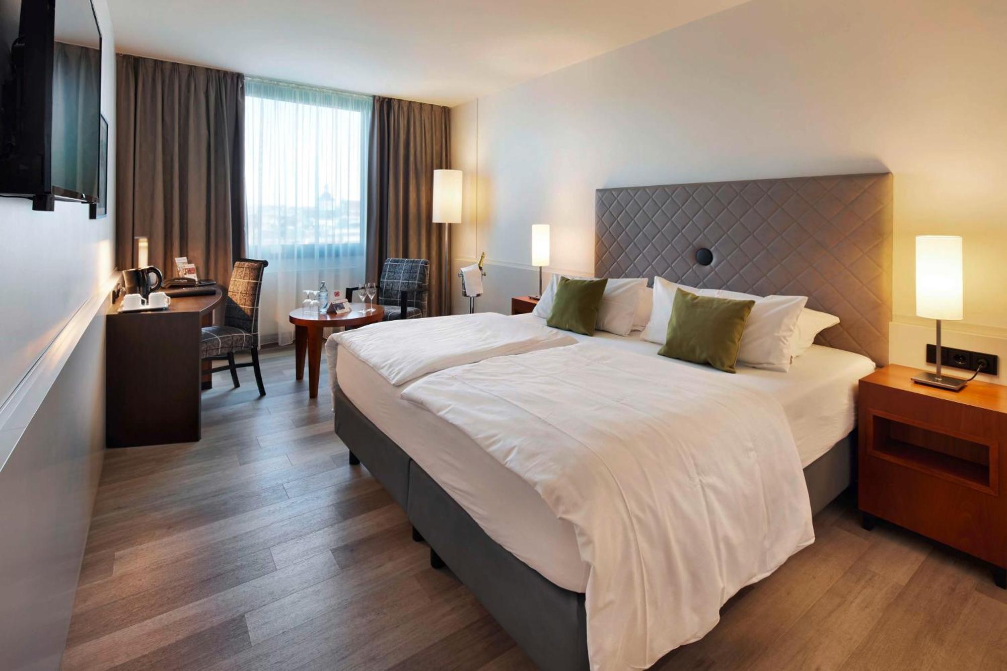 פאדרבורן Best Western Plus Arosa Hotel מראה חיצוני תמונה