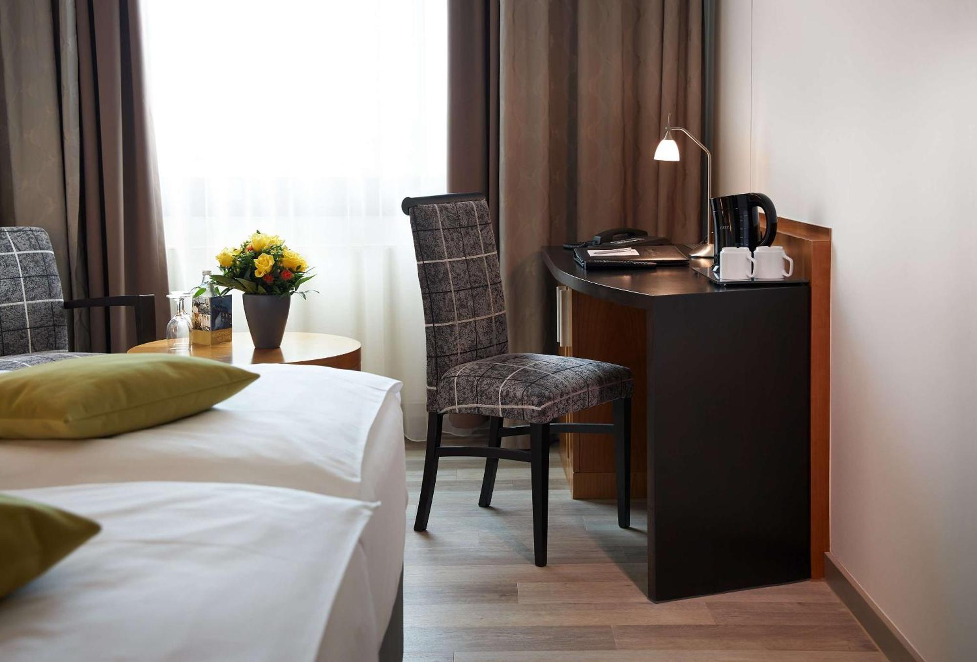 פאדרבורן Best Western Plus Arosa Hotel מראה חיצוני תמונה