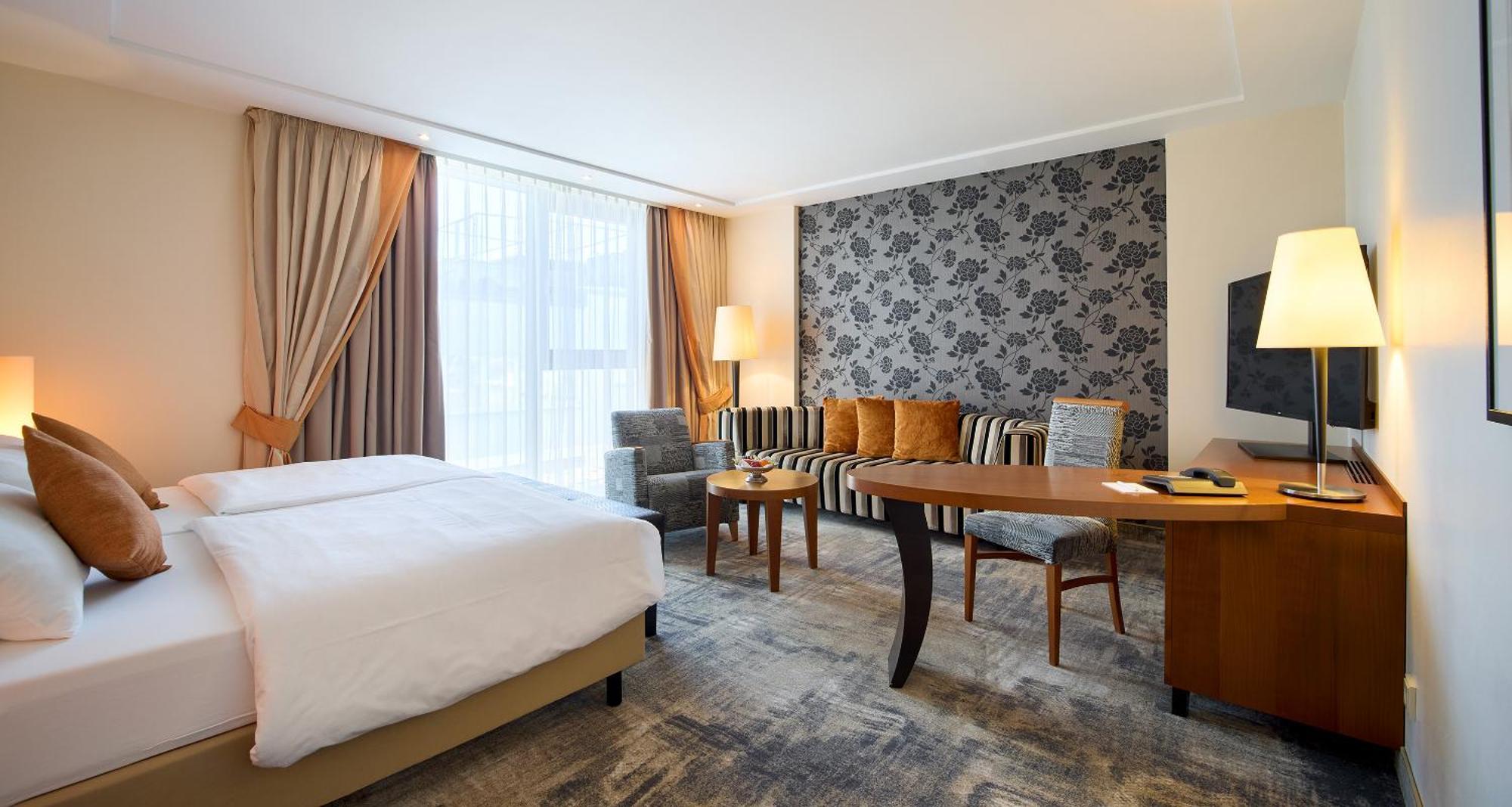 פאדרבורן Best Western Plus Arosa Hotel מראה חיצוני תמונה