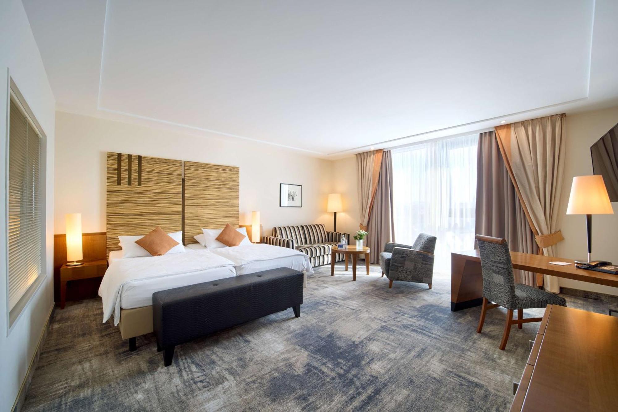 פאדרבורן Best Western Plus Arosa Hotel מראה חיצוני תמונה